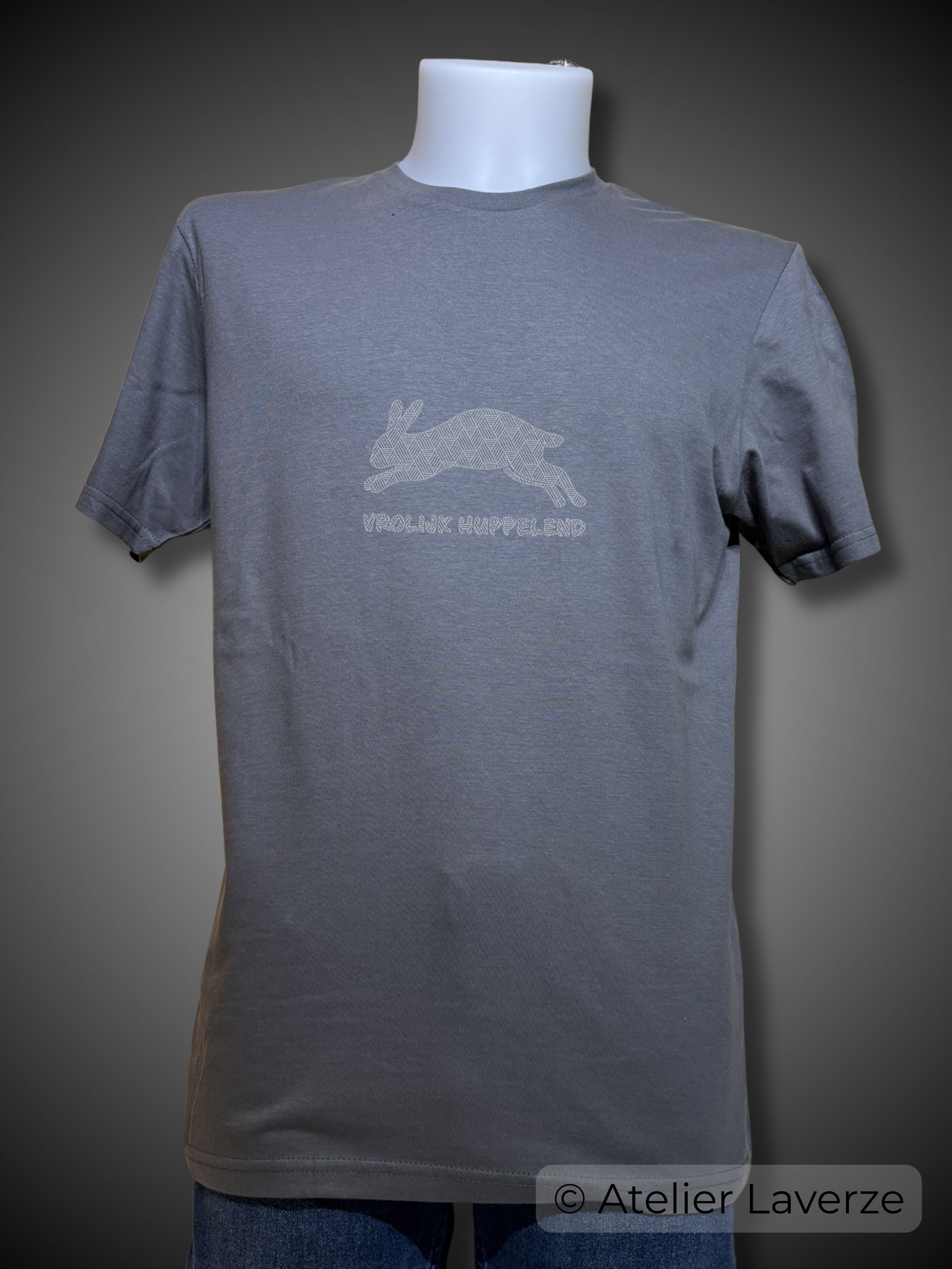 VROLIJK HUPPELEND (heren t-shirt)
