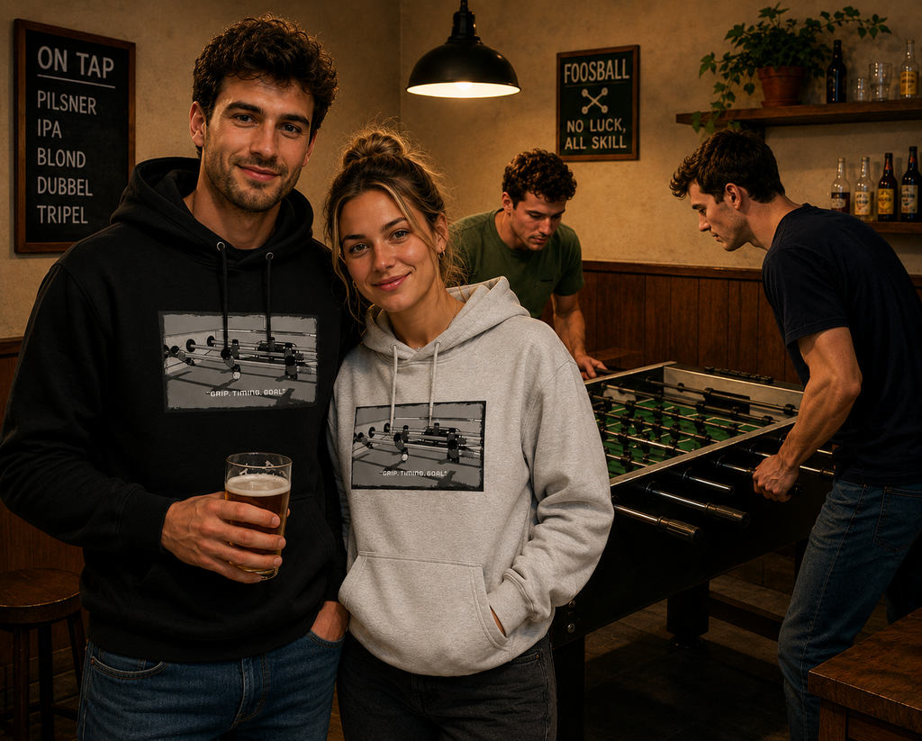 KICKER IN BLACK & WHITE (hoodie)