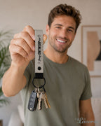 GEPERSONALISEERDE SLEUTELHANGER MET BREDE LUS